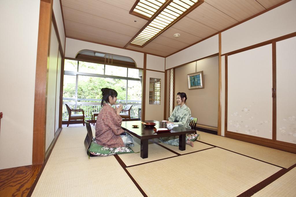 Iizaka Hotel Juraku Fukushima  Exterior foto