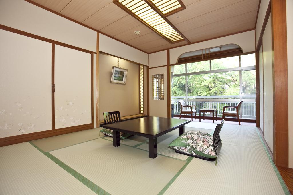 Iizaka Hotel Juraku Fukushima  Exterior foto